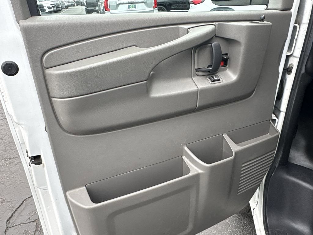 2013 GMC Savana Cargo 1500 Work Van