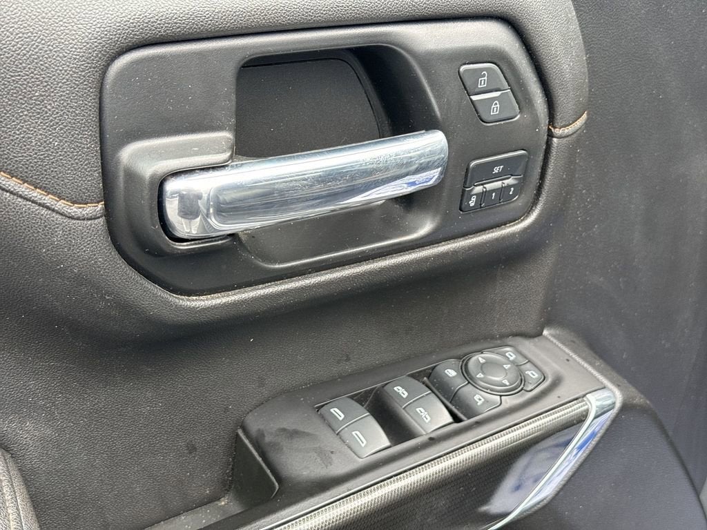 2022 GMC Sierra 1500 Limited AT4