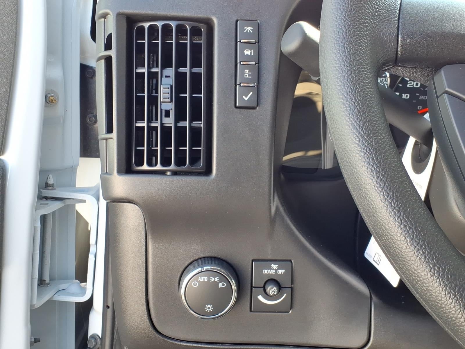 2025 GMC Savana Cargo Work Van