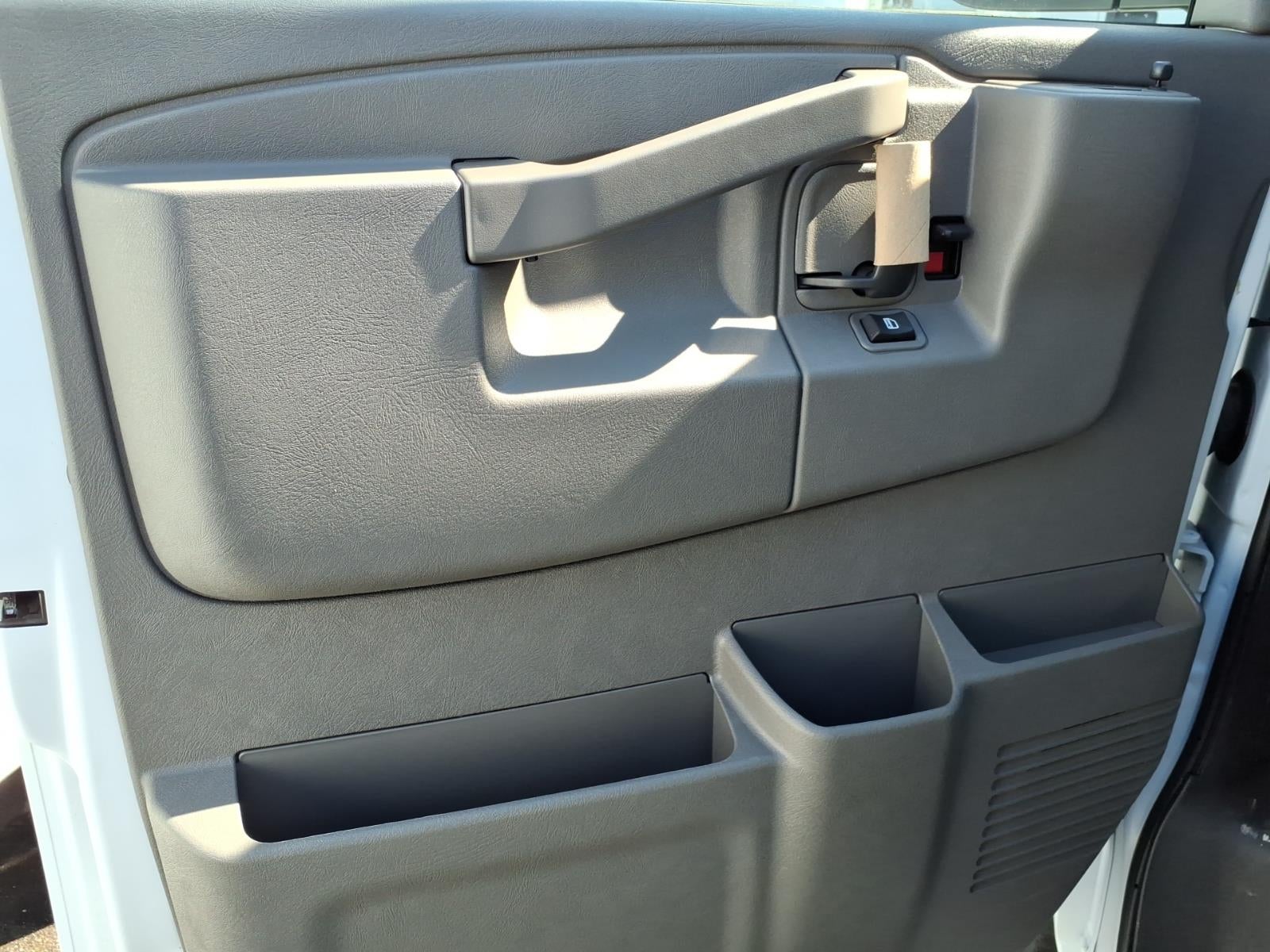 2025 GMC Savana Cargo Work Van