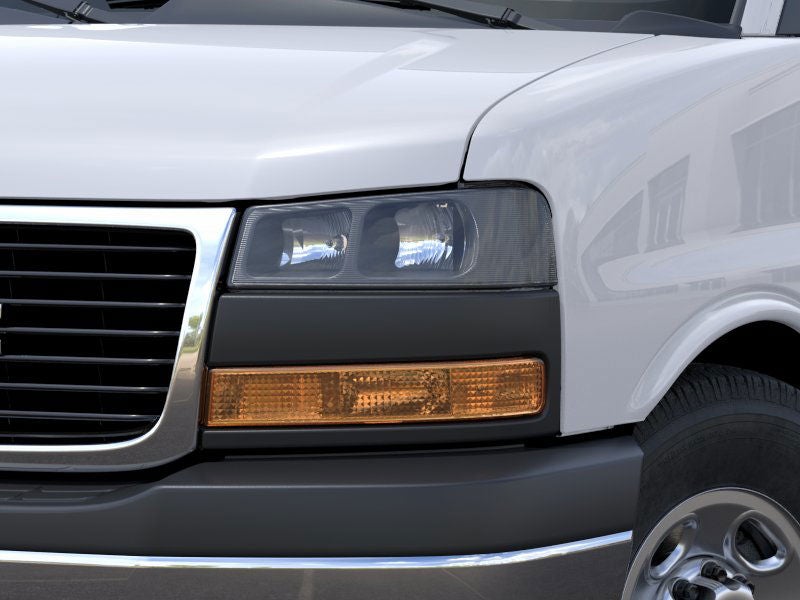 2025 GMC Savana Cargo Work Van - Photo 28