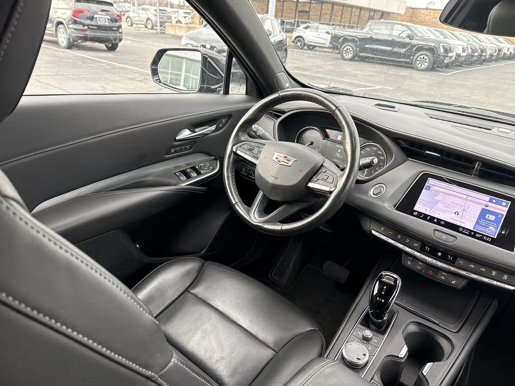 2023 Cadillac XT4 Premium Luxury