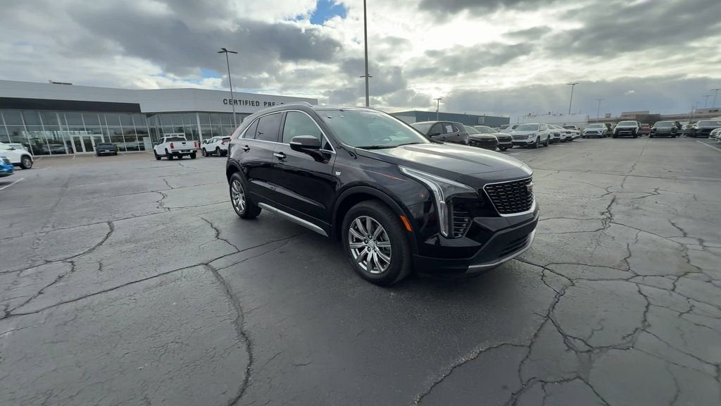 2023 Cadillac XT4 Premium Luxury