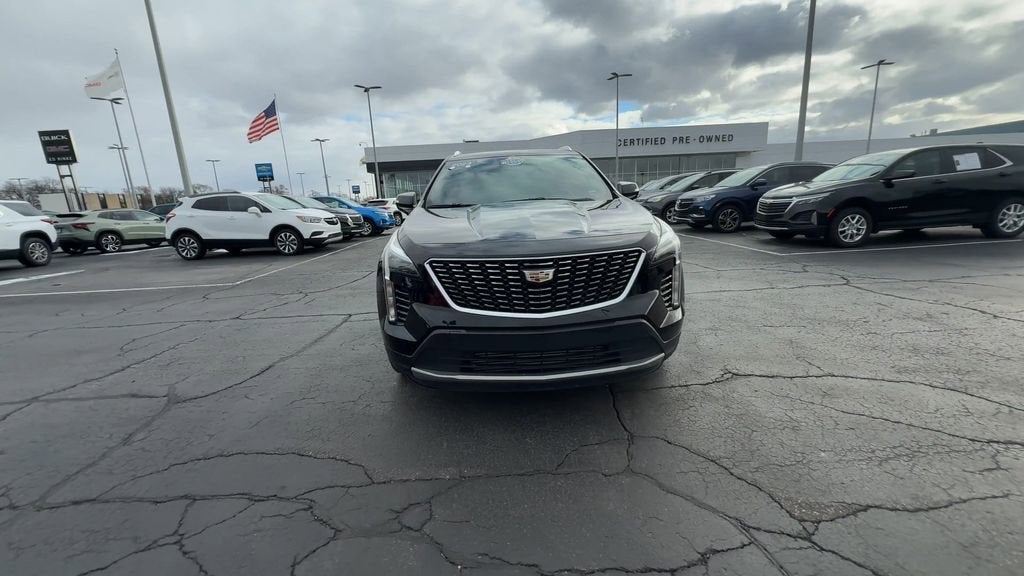 2023 Cadillac XT4 Premium Luxury