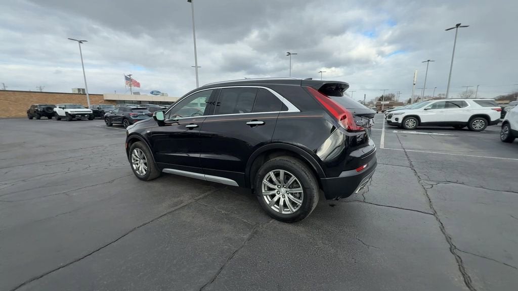 2023 Cadillac XT4 Premium Luxury