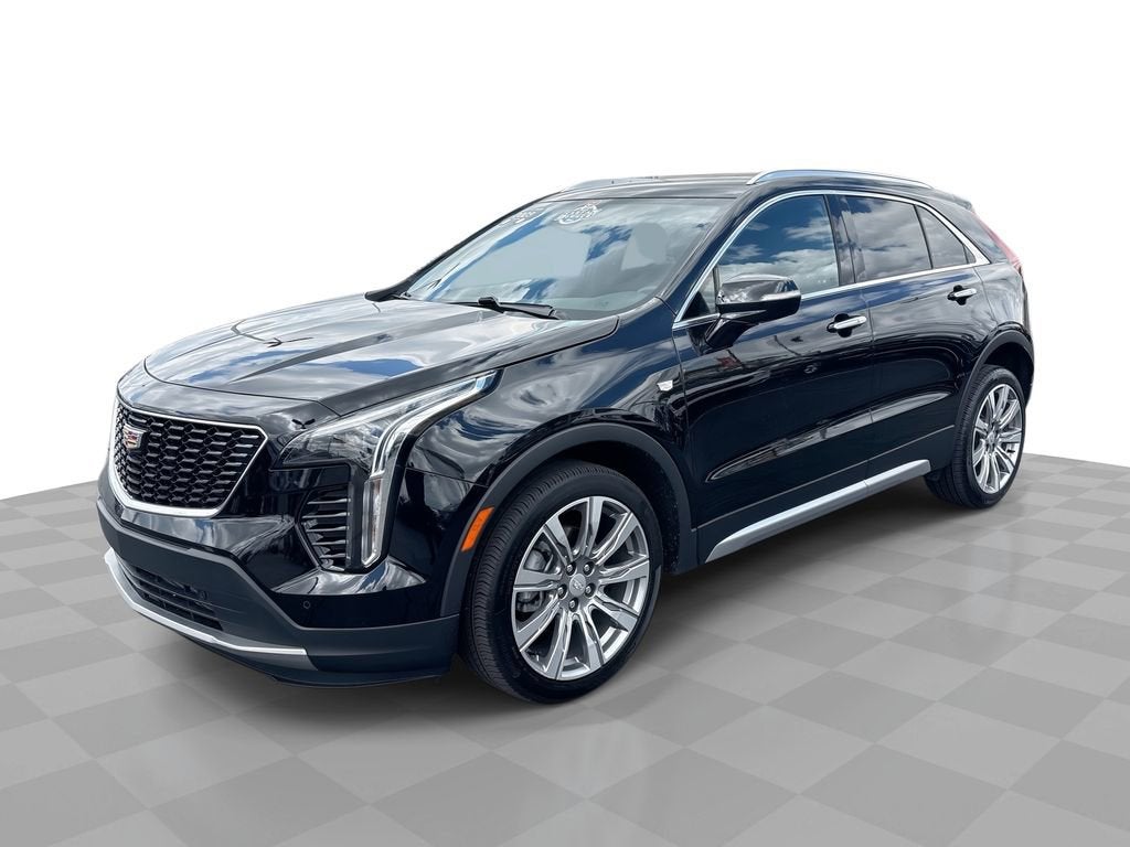 2023 Cadillac XT4 Premium Luxury