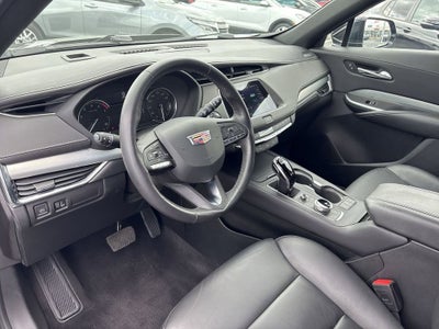 2023 Cadillac XT4 Premium Luxury