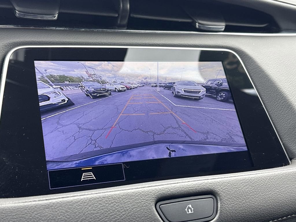 2023 Cadillac XT4 Premium Luxury
