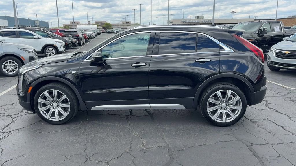 2023 Cadillac XT4 Premium Luxury