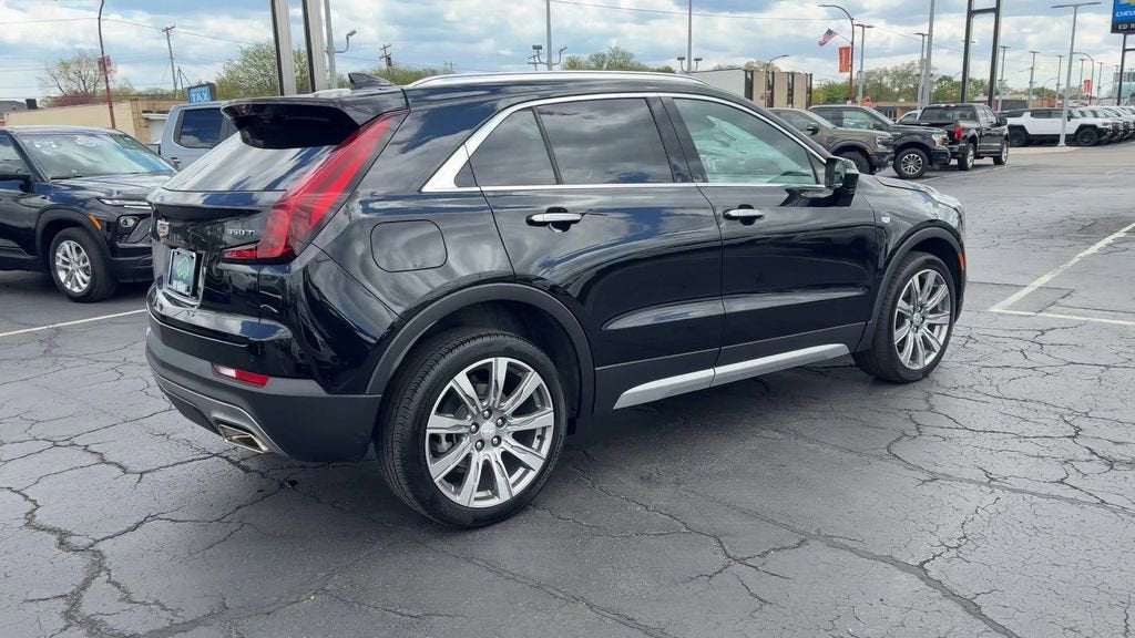 2023 Cadillac XT4 Premium Luxury