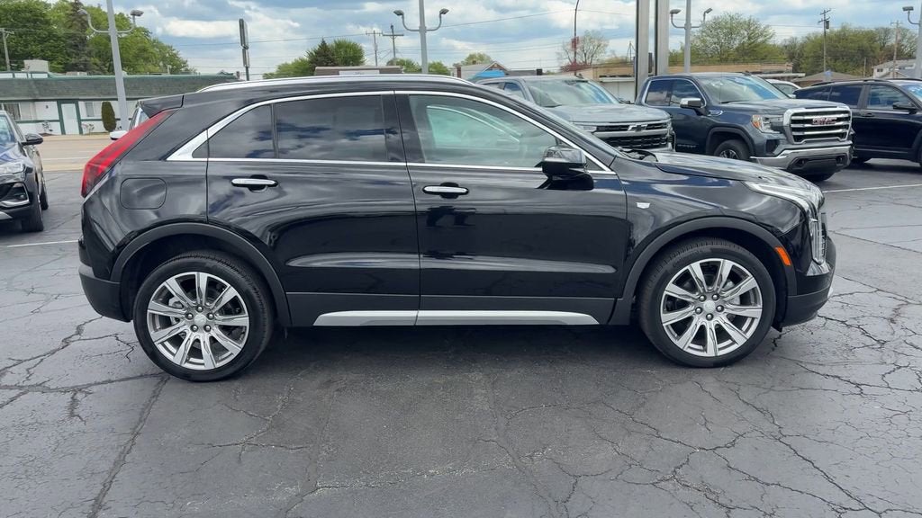 2023 Cadillac XT4 Premium Luxury