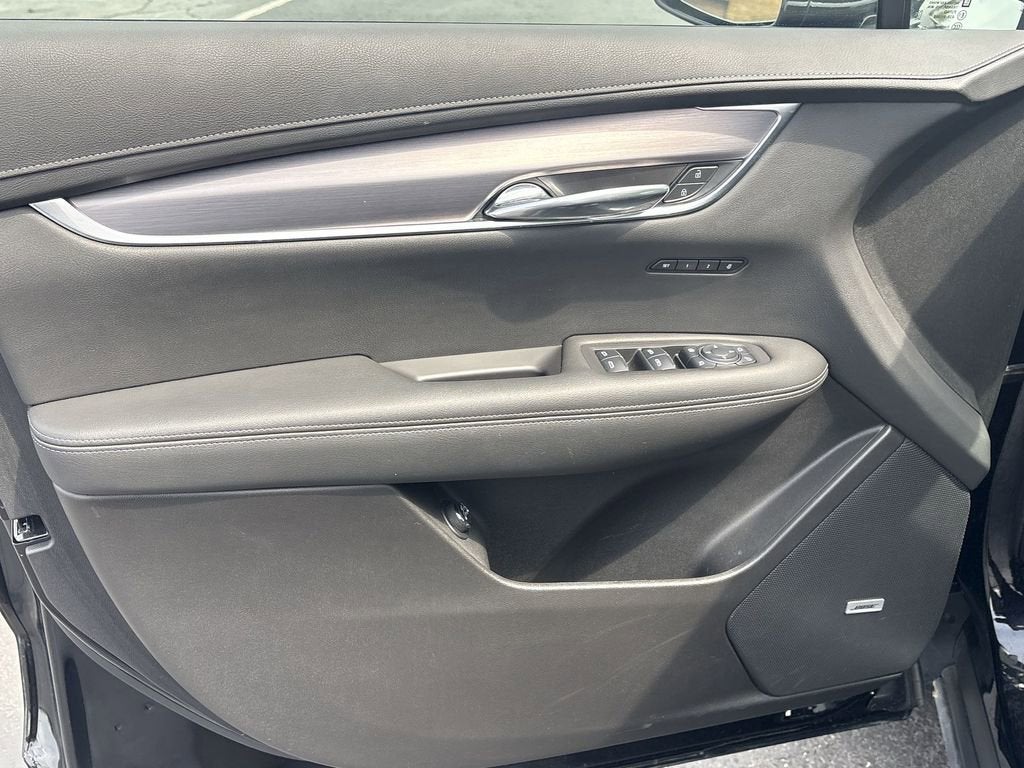 2024 Cadillac XT6 Luxury