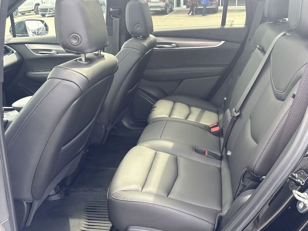 2024 Cadillac XT6 Luxury