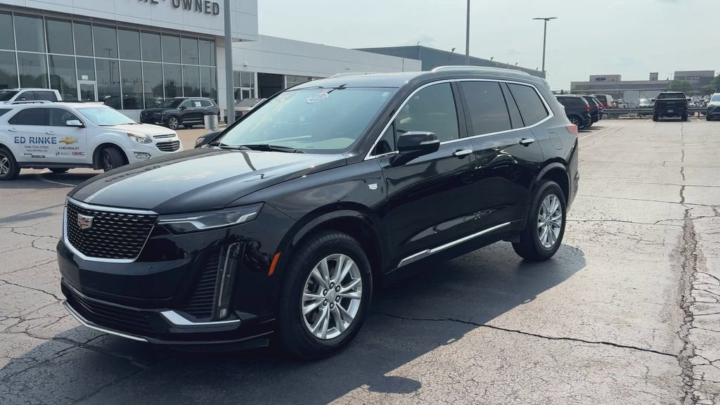 2025 Cadillac XT6 Luxury