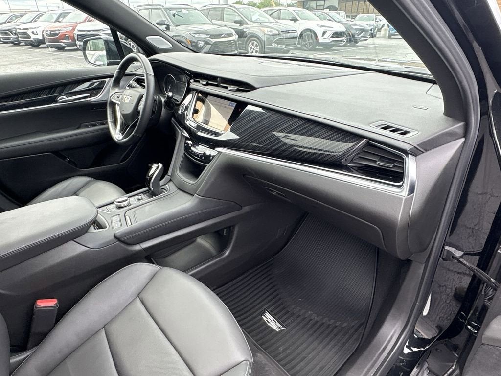 2024 Cadillac XT6 Premium Luxury