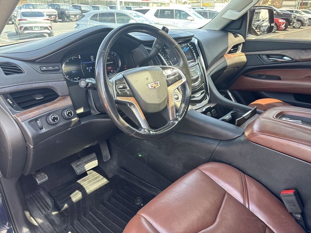 2017 Cadillac Escalade Luxury