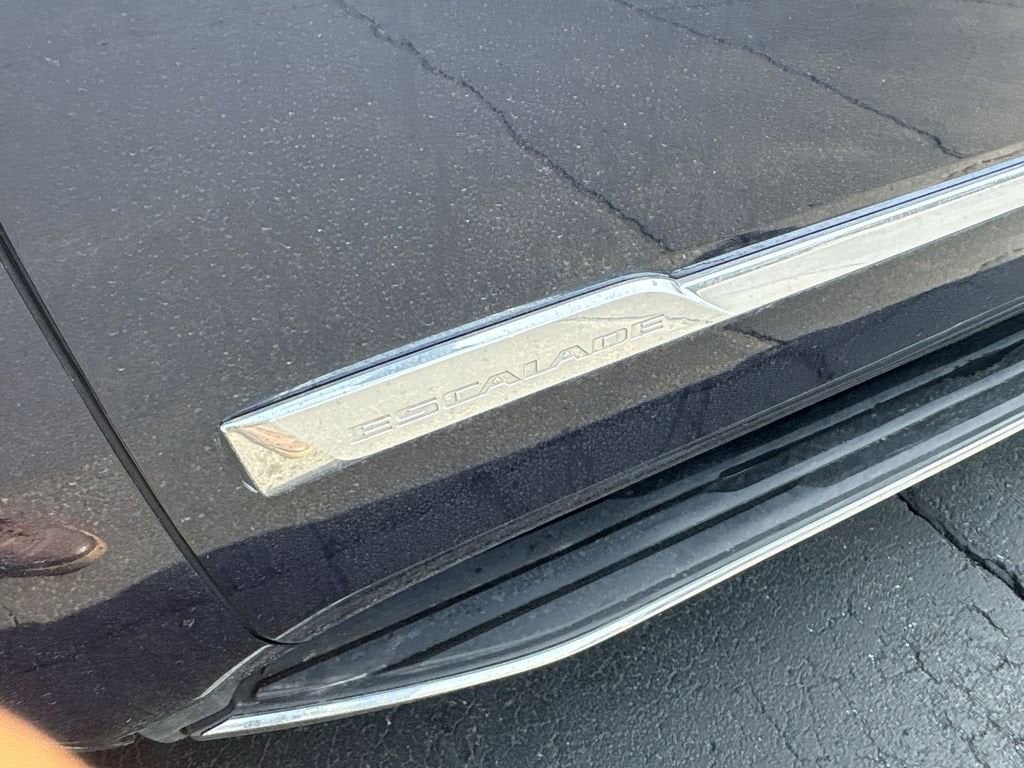 2017 Cadillac Escalade Luxury