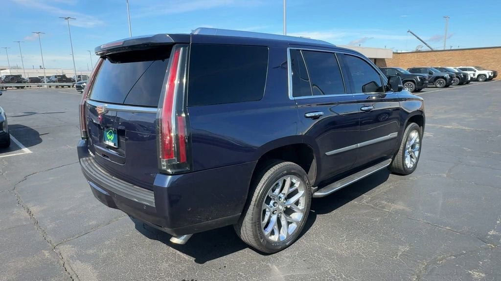 2017 Cadillac Escalade Luxury