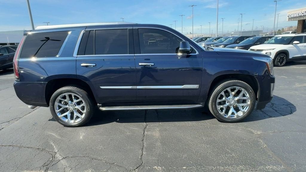 2017 Cadillac Escalade Luxury