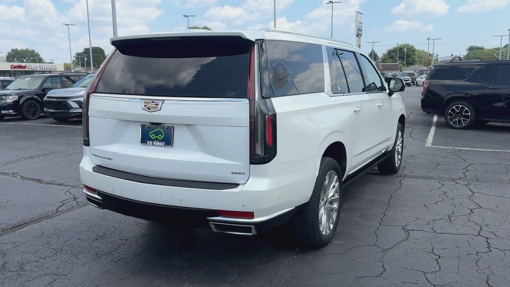 2022 Cadillac Escalade ESV Premium Luxury