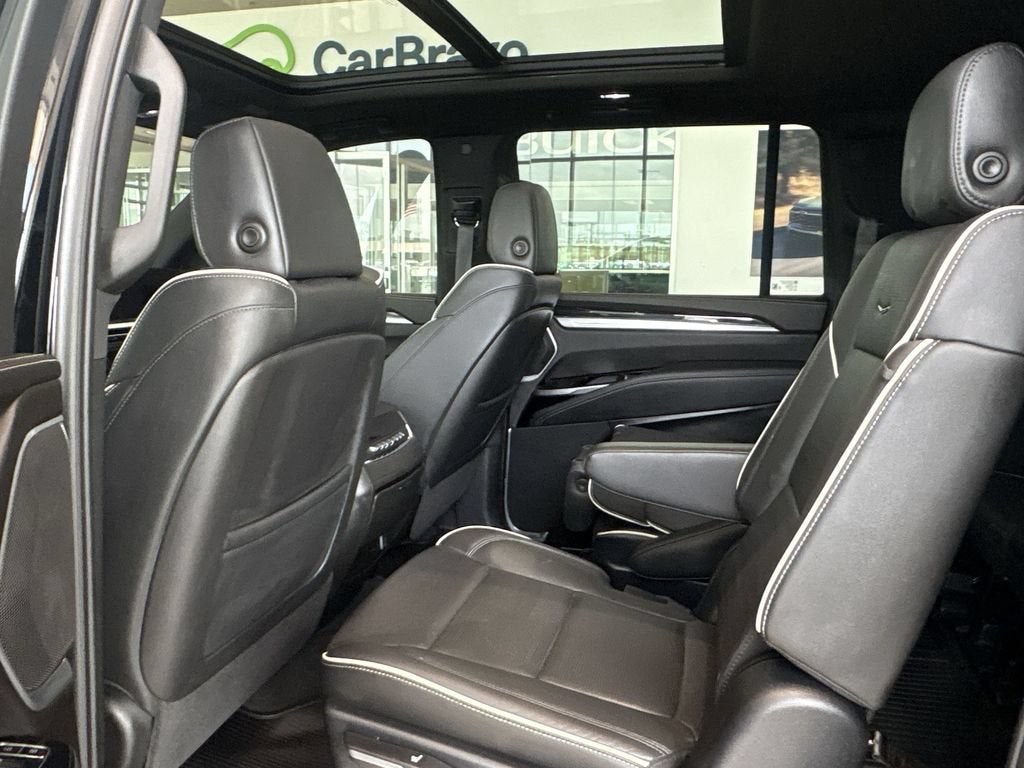 2025 Cadillac Escalade ESV Sport