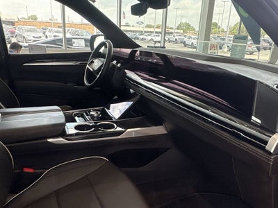 2025 Cadillac Escalade ESV Sport