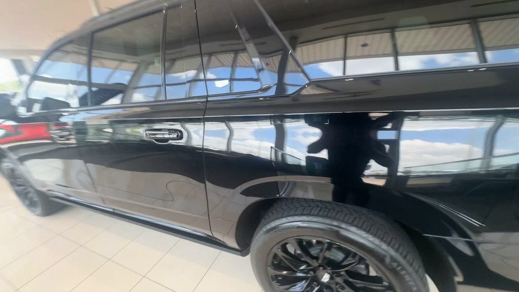 2025 Cadillac Escalade ESV Sport