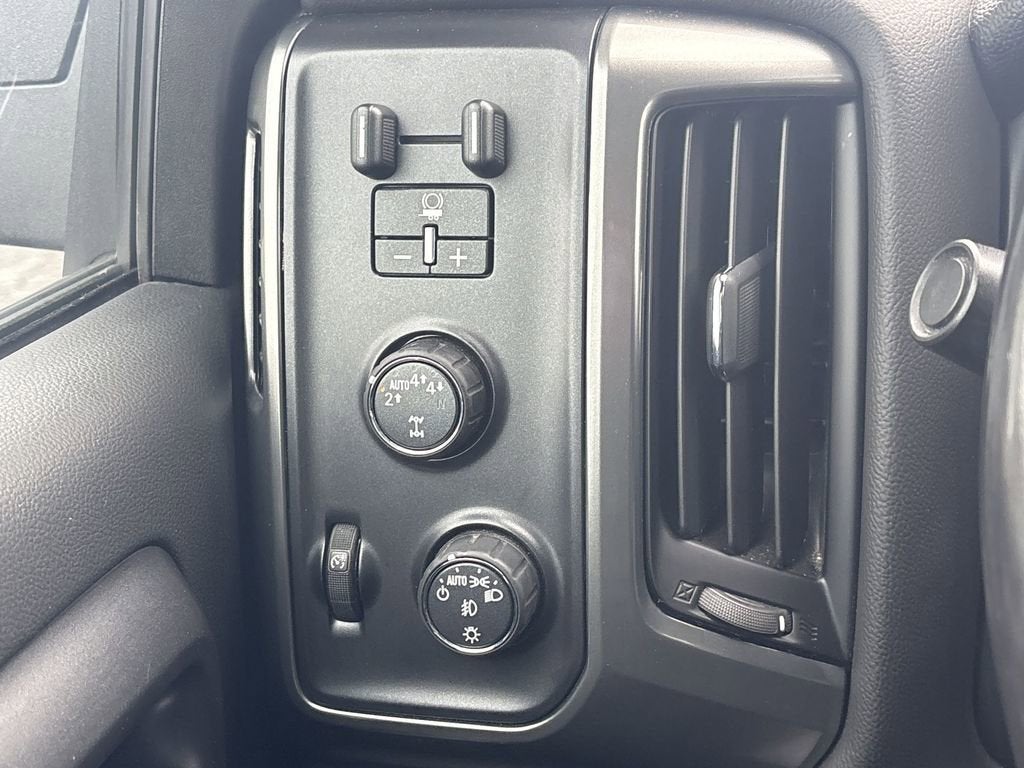 2019 Chevrolet Silverado LD LT