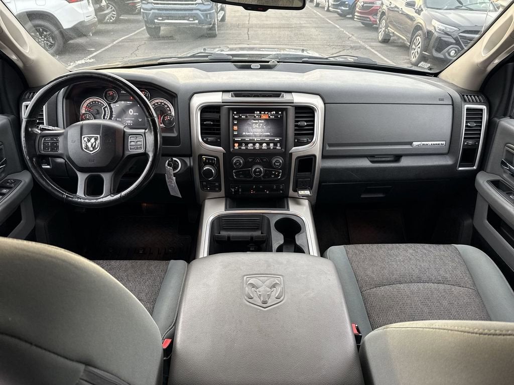 2017 RAM 1500 Big Horn Crew Cab 4x4 5'7" Box