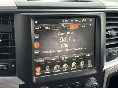 2017 RAM 1500 Big Horn Crew Cab 4x4 5'7" Box