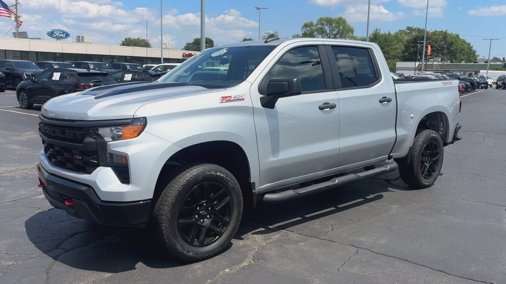 2022 Chevrolet Silverado 1500 Custom Trail Boss