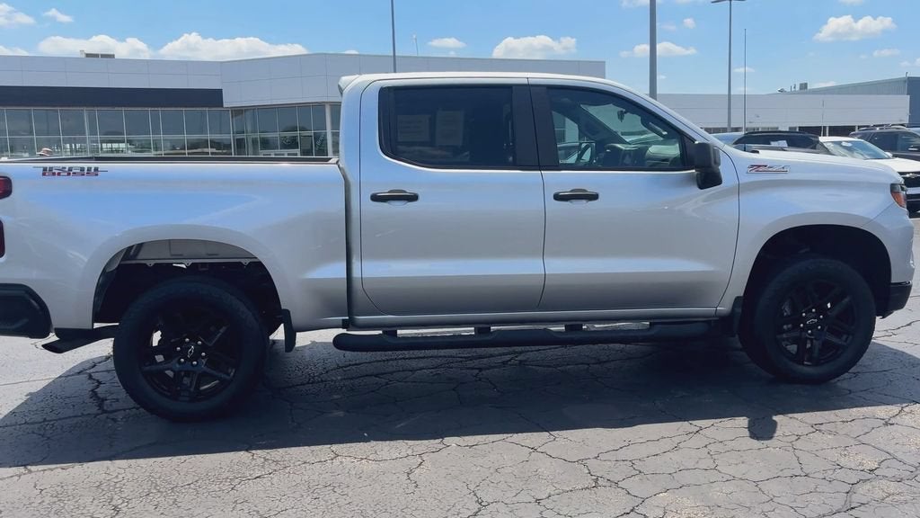 2022 Chevrolet Silverado 1500 Custom Trail Boss