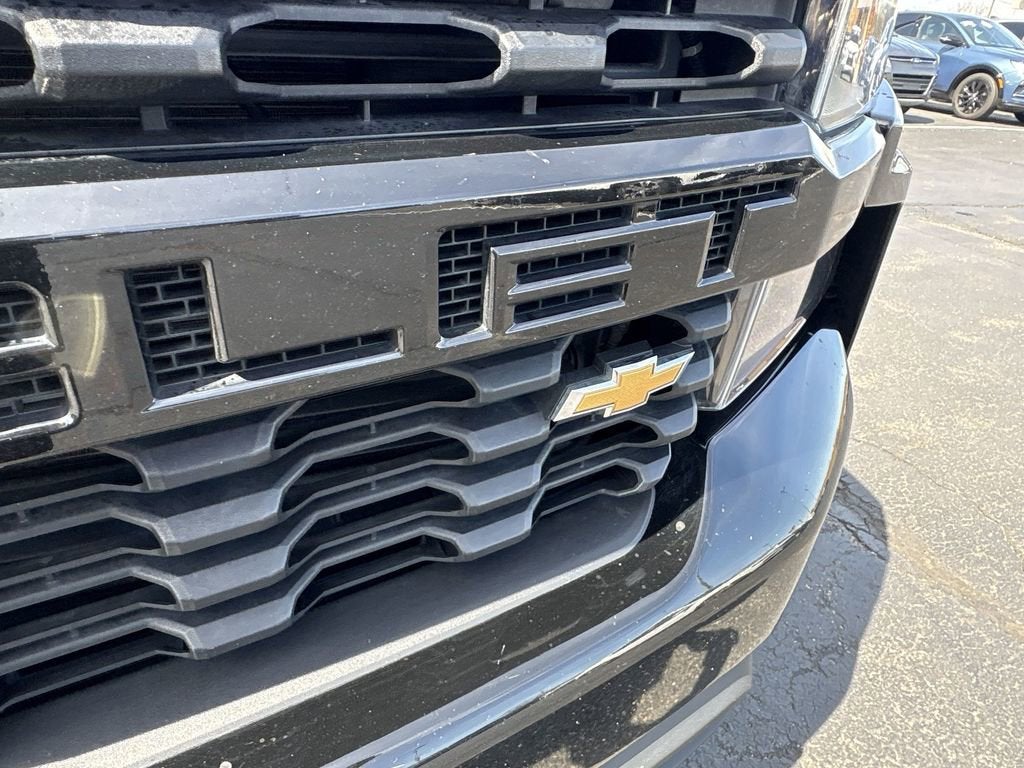 2020 Chevrolet Silverado 1500 Custom