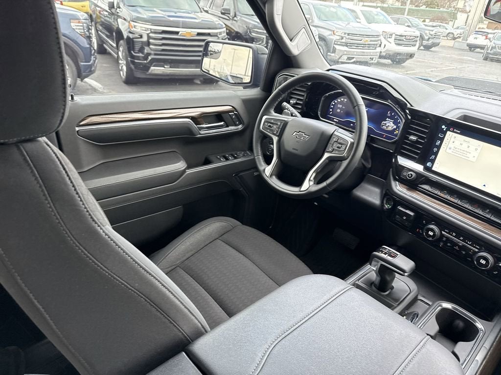 2024 Chevrolet Silverado 1500 LT Trail Boss