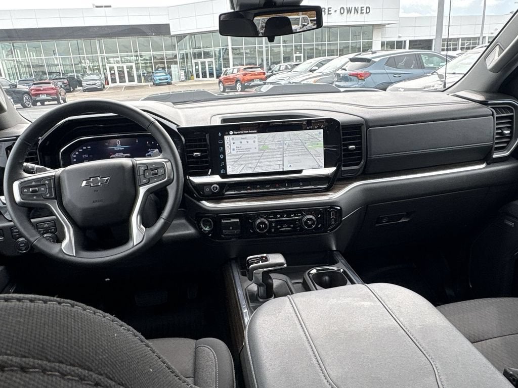 2025 Chevrolet Silverado 1500 LT Trail Boss