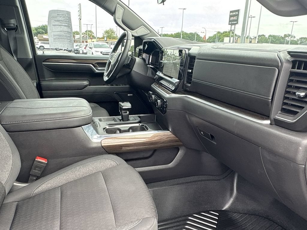 2025 Chevrolet Silverado 1500 LT Trail Boss