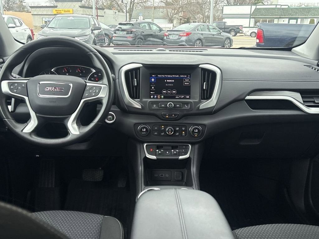 2023 GMC Terrain SLE