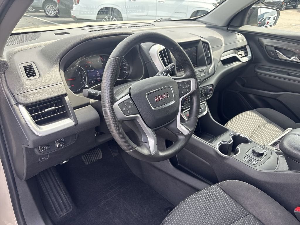 2023 GMC Terrain SLE - Photo 10