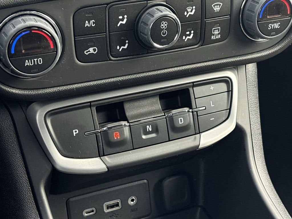 2023 GMC Terrain SLE - Photo 15