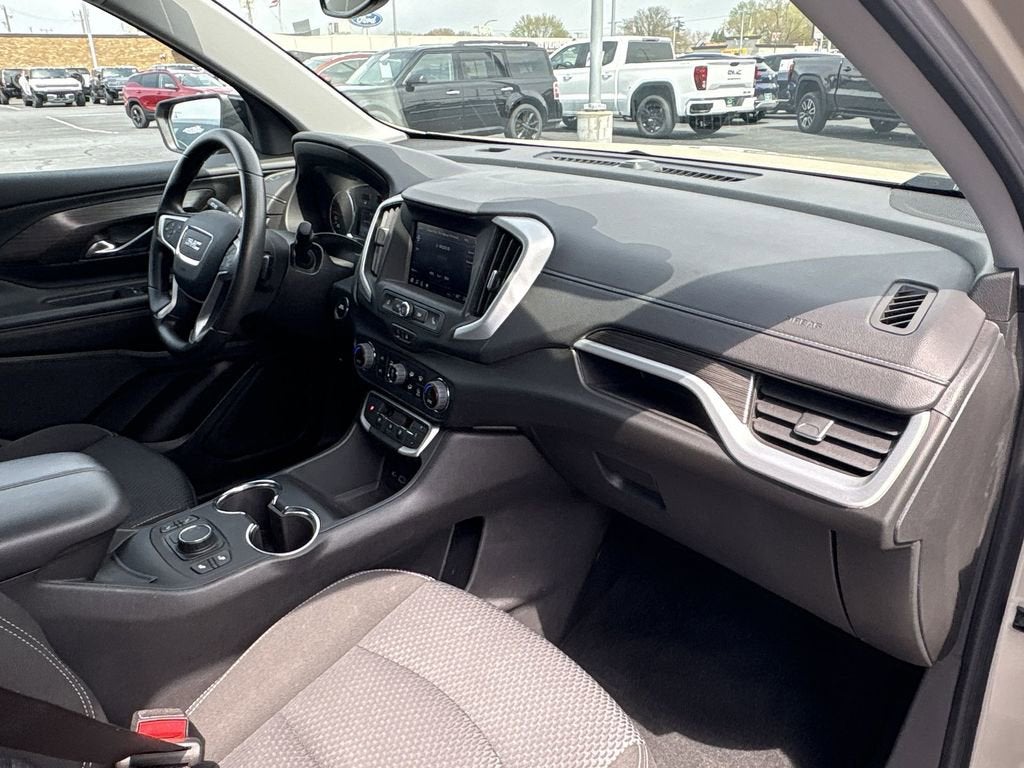 2023 GMC Terrain SLE - Photo 27