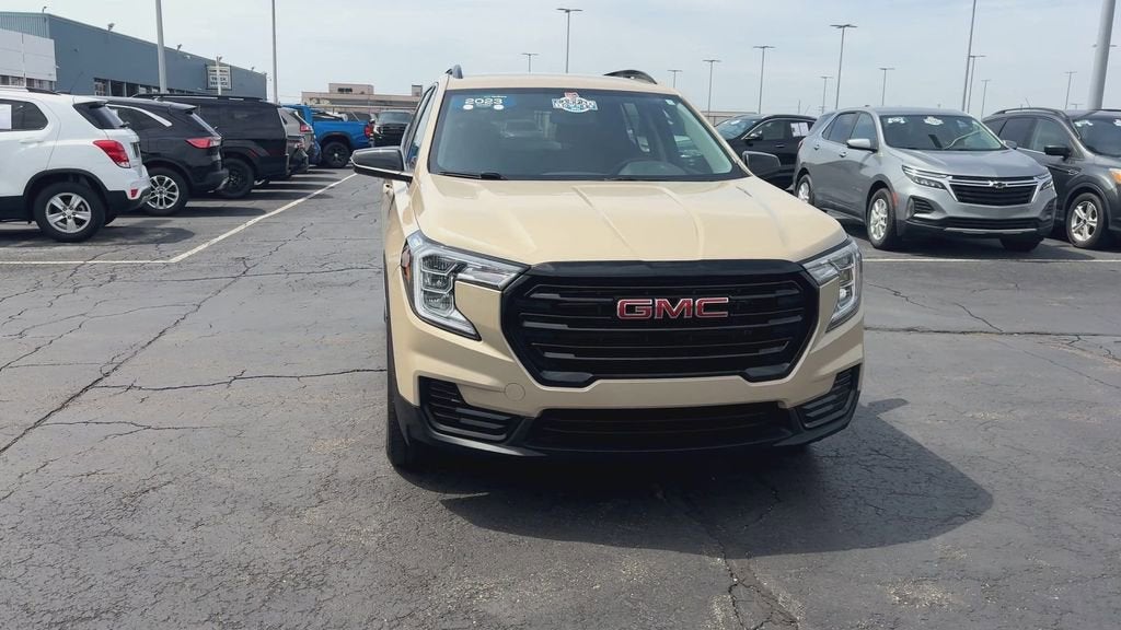 2023 GMC Terrain SLE - Photo 3
