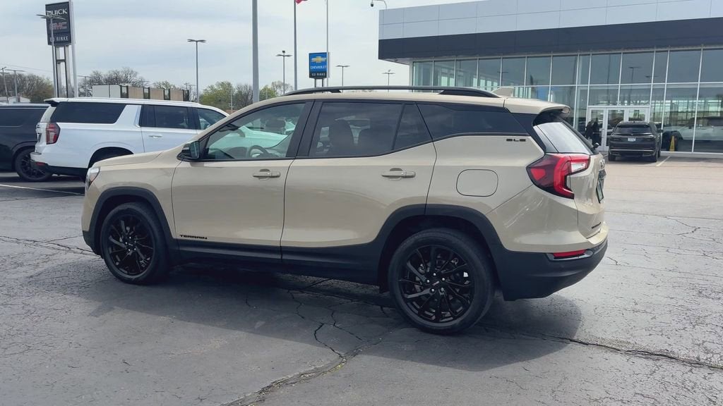 2023 GMC Terrain SLE - Photo 6