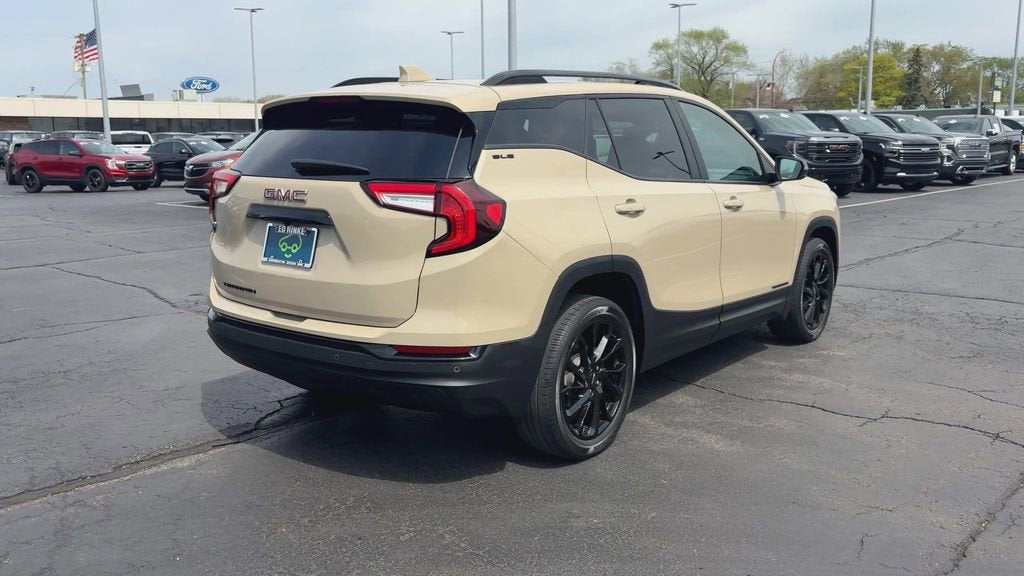 2023 GMC Terrain SLE - Photo 8