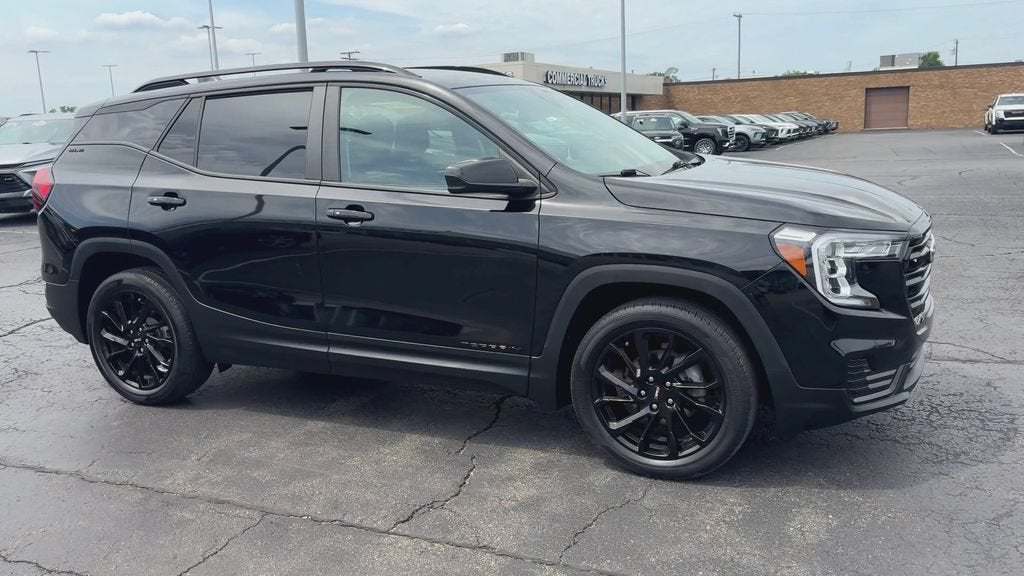 2023 GMC Terrain SLE