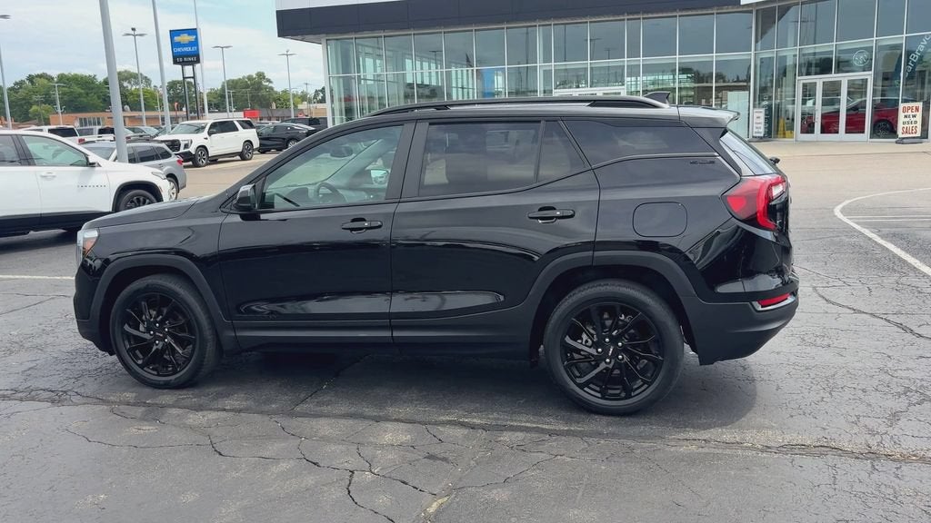 2023 GMC Terrain SLE