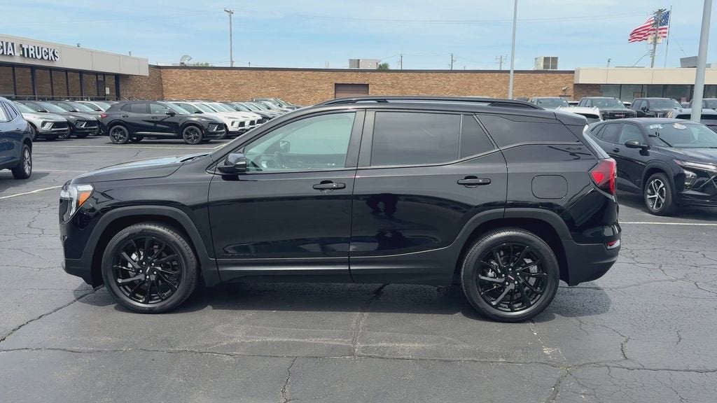 2023 GMC Terrain SLE