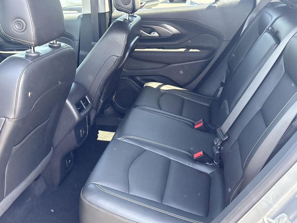 2023 GMC Terrain SLT - Photo 25