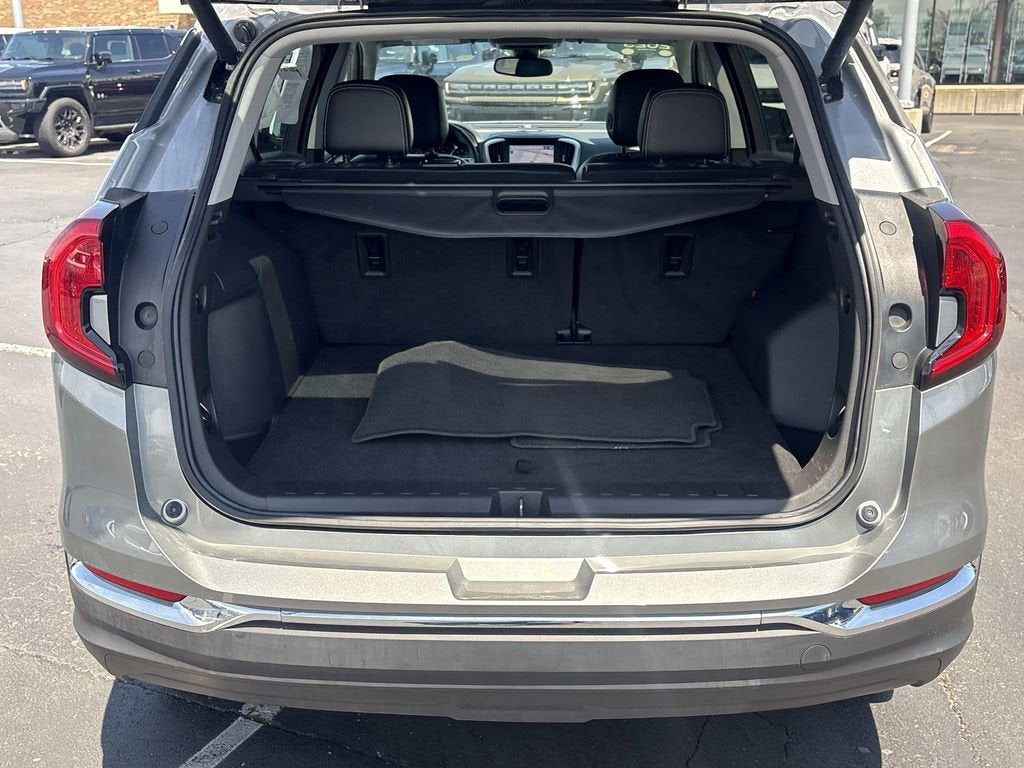 2023 GMC Terrain SLT - Photo 26