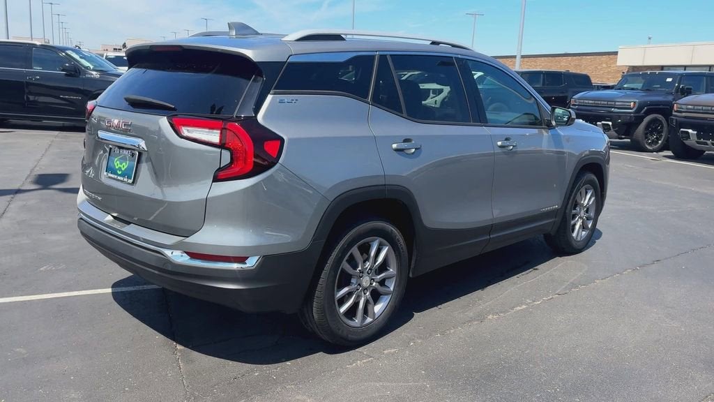 2023 GMC Terrain SLT - Photo 8