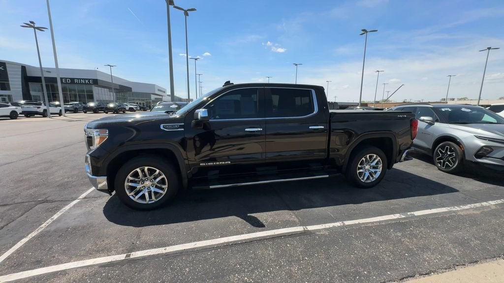 2021 GMC Sierra 1500 SLT